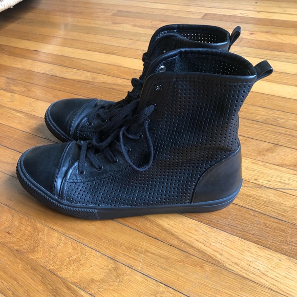 Shelly’s London Black Leather sneaker - Picture 2 of 6